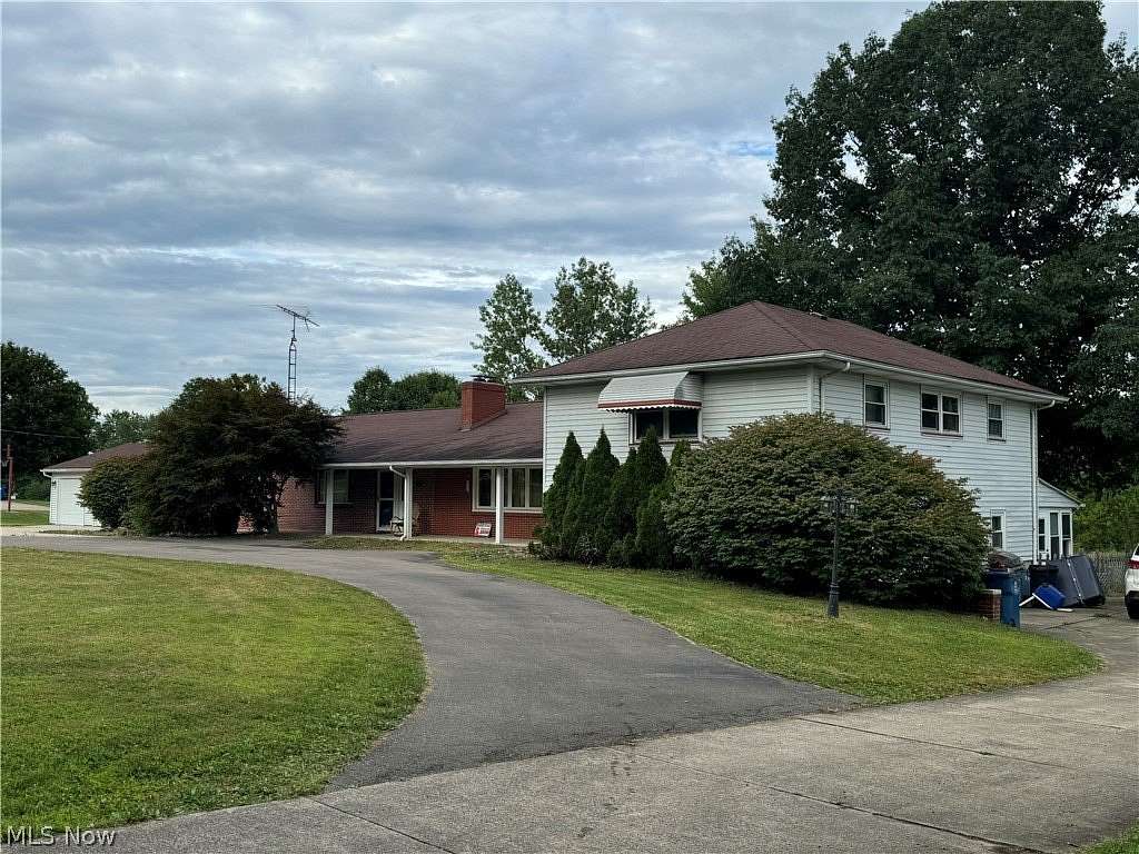 1.84 Acres of Land with Home for Sale in Niles, Ohio
