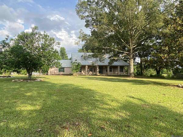 6 Acres of Land with Home for Sale in Jackson, Louisiana