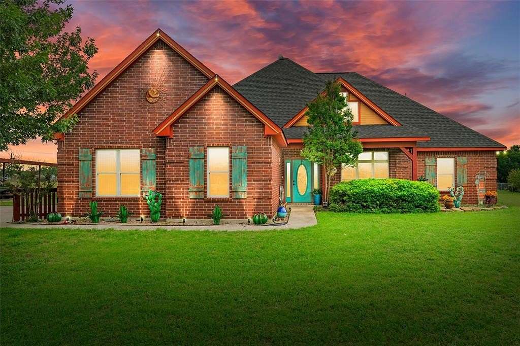 2 Acres of Land with Home for Sale in Weatherford, Texas