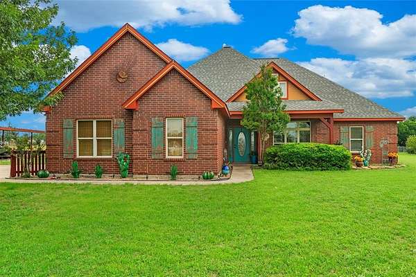 2 Acres of Land with Home for Sale in Weatherford, Texas