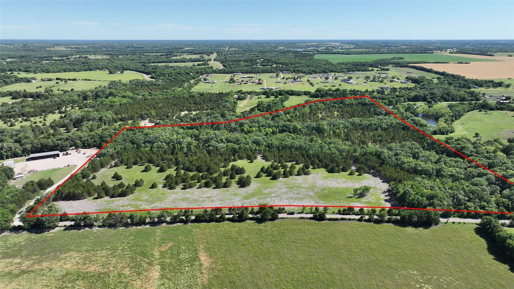 39.7 Acres of Agricultural Land for Sale in Whitewright, Texas