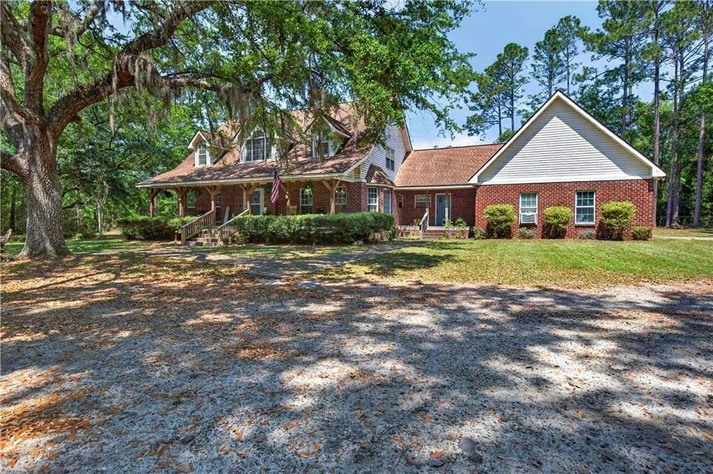 4.27 Acres of Land with Home for Sale in Ludowici, Georgia