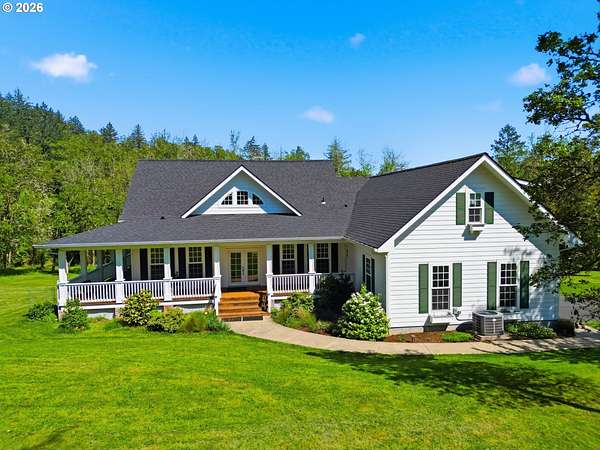 5.72 Acres of Land with Home for Sale in Eugene, Oregon