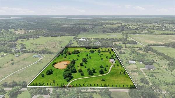 13.7 Acres of Land for Sale in Pottsboro, Texas