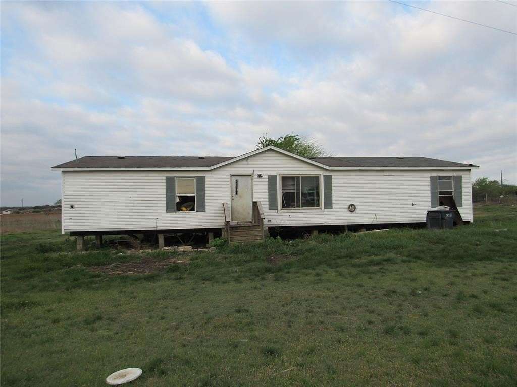5.13 Acres of Land with Home for Sale in Valley Mills, Texas