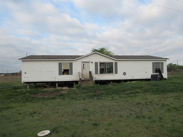 5.13 Acres of Land with Home for Sale in Valley Mills, Texas