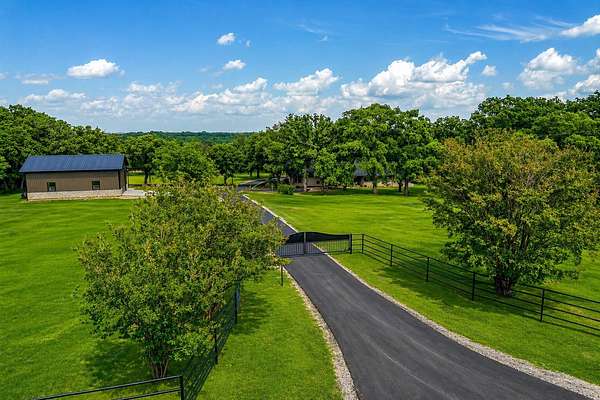 20 Acres of Land with Home for Sale in Grandview, Texas