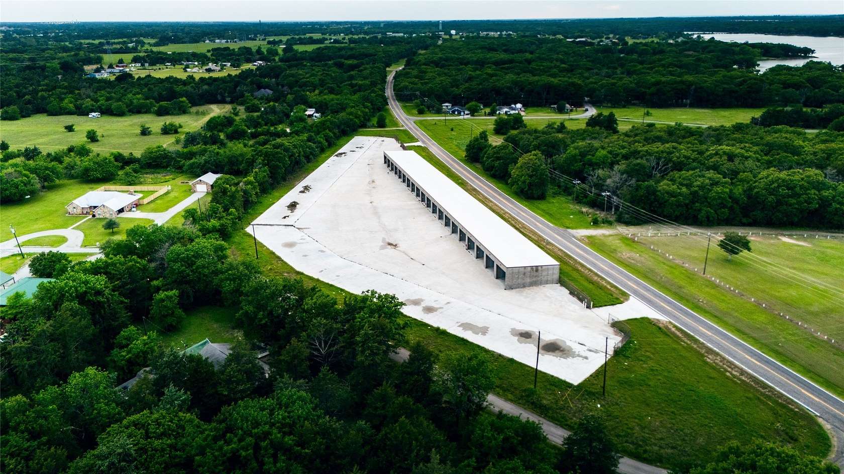 3.57 Acres of Mixed-Use Land for Sale in Bonham, Texas