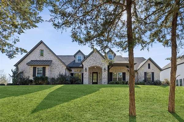 1.79 Acres of Land with Home for Sale in McKinney, Texas