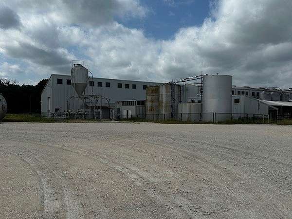 6.39 Acres of Improved Commercial Land for Sale in Granbury, Texas