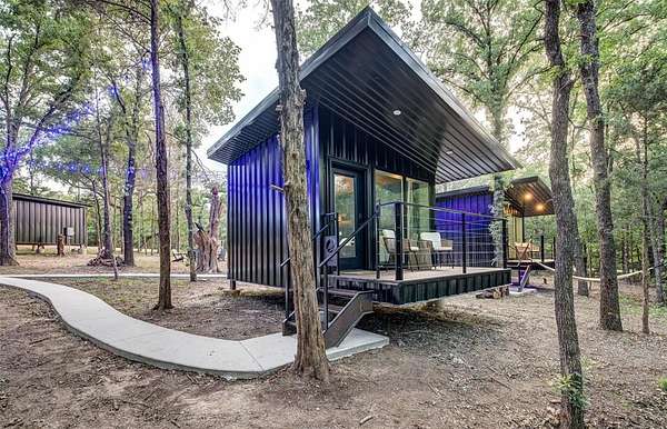 37 Acres of Recreational Land with Home for Sale in Alvord, Texas