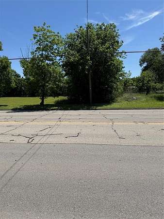 0.14 Acres of Mixed-Use Land for Sale in Corsicana, Texas