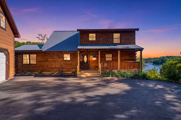 4.54 Acres of Land with Home for Sale in Dandridge, Tennessee