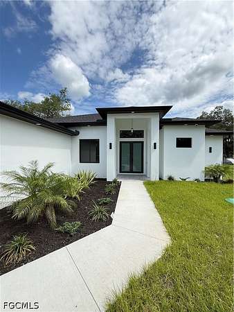 2.27 Acres of Land with Home for Sale in Naples, Florida