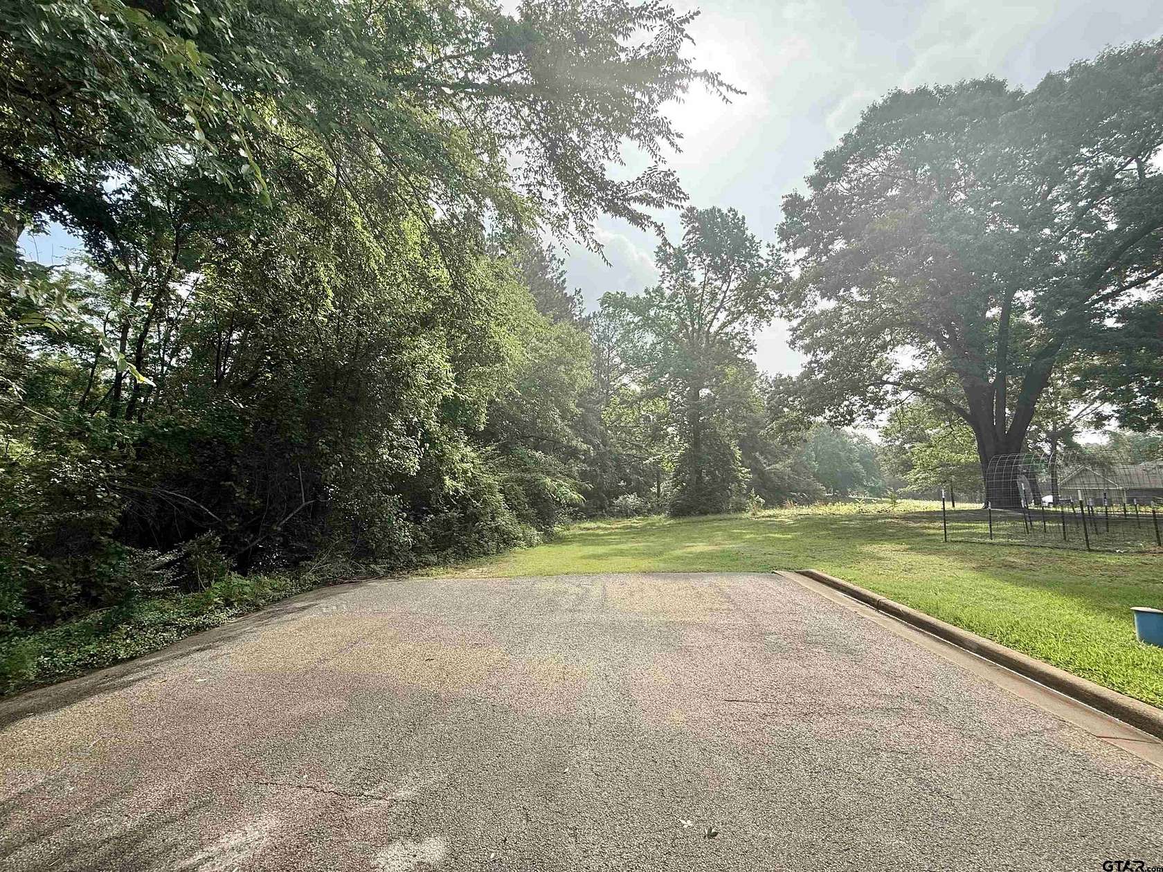3 Acres of Residential Land for Sale in Jacksonville, Texas