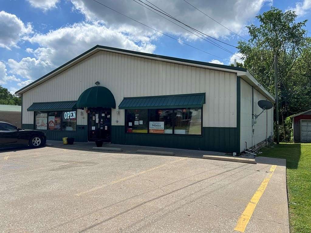 2 Acres of Improved Commercial Land for Sale in Madisonville, Kentucky
