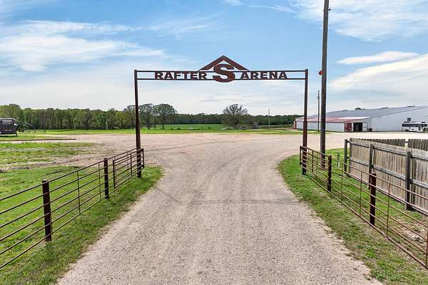 10 Acres of Land with Home for Sale in Lebanon, Missouri