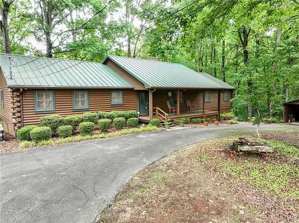 18 Acres of Recreational Land with Home for Sale in Salem, Alabama