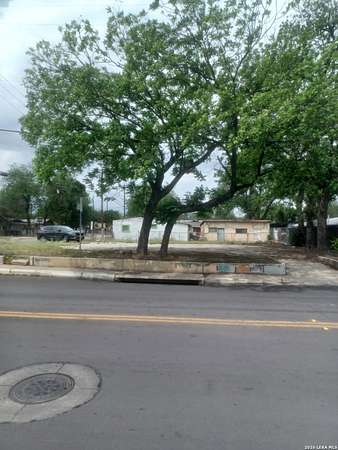 0.1 Acres of Mixed-Use Land for Sale in San Antonio, Texas