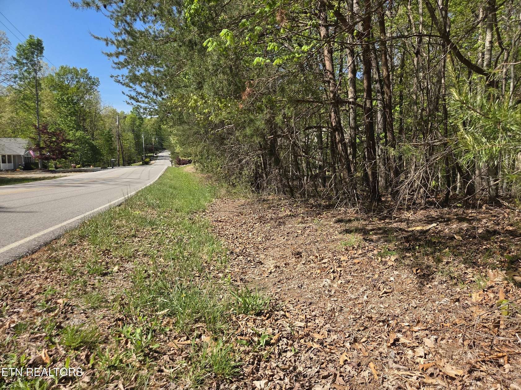 1 Acre of Residential Land for Sale in Crossville, Tennessee