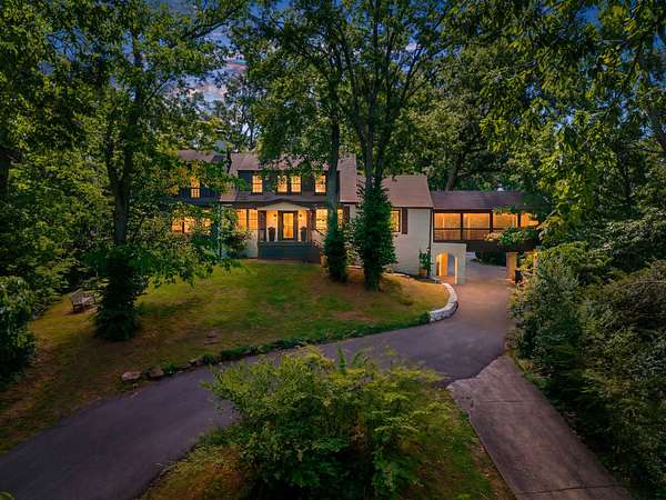 3.19 Acres of Land with Home for Sale in Nashville, Tennessee