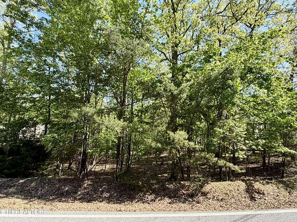 0.37 Acres of Residential Land for Sale in Crossville, Tennessee