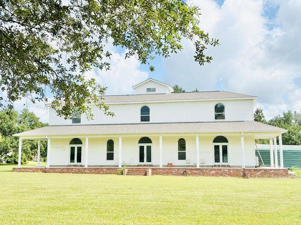 3.1 Acres of Land with Home for Sale in Picayune, Mississippi