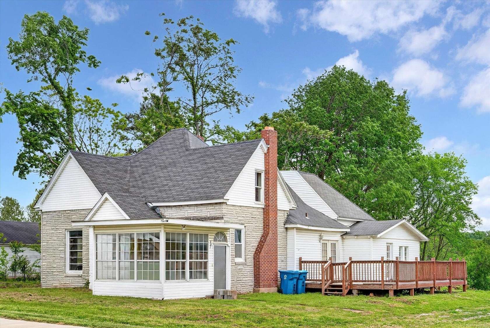 0.55 Acres of Mixed-Use Land for Sale in Nixa, Missouri