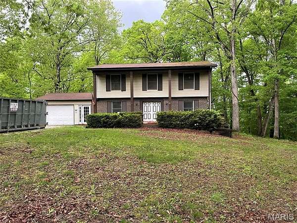 60 Acres of Land with Home for Sale in Hawk Point, Missouri