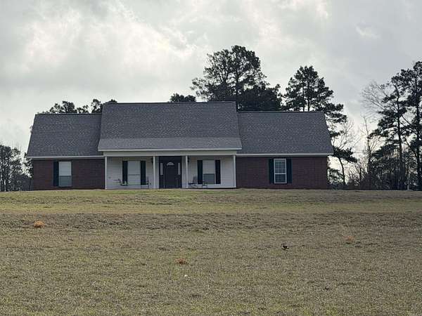 14 Acres of Land with Home for Sale in Star City, Arkansas