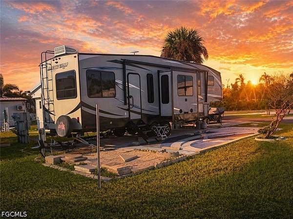 0.04 Acres of Land for Sale in Fort Myers, Florida