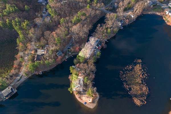 0.16 Acres of Residential Land for Sale in Groton, Massachusetts