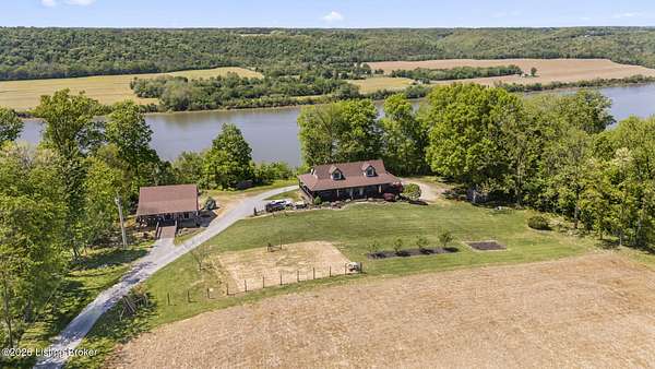 35 Acres of Land with Home for Sale in Milton, Kentucky