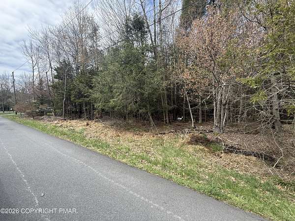 0.27 Acres of Residential Land for Sale in Pocono Summit, Pennsylvania