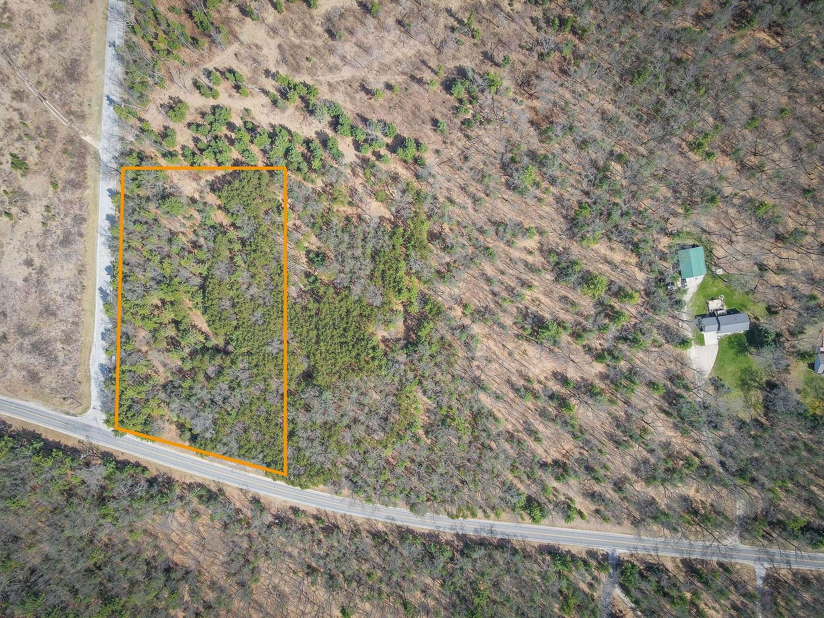 3.39 Acres of Residential Land for Sale in Whitehall, Michigan