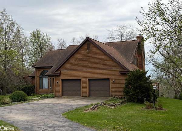 20.4 Acres of Land with Home for Sale in Marshalltown, Iowa