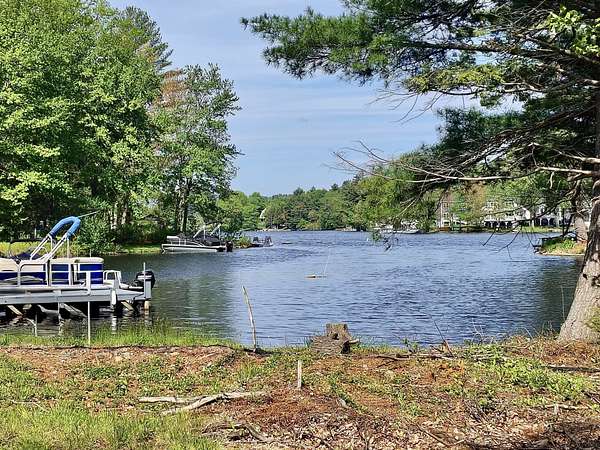 1.34 Acres of Residential Land for Sale in Spencer, Massachusetts