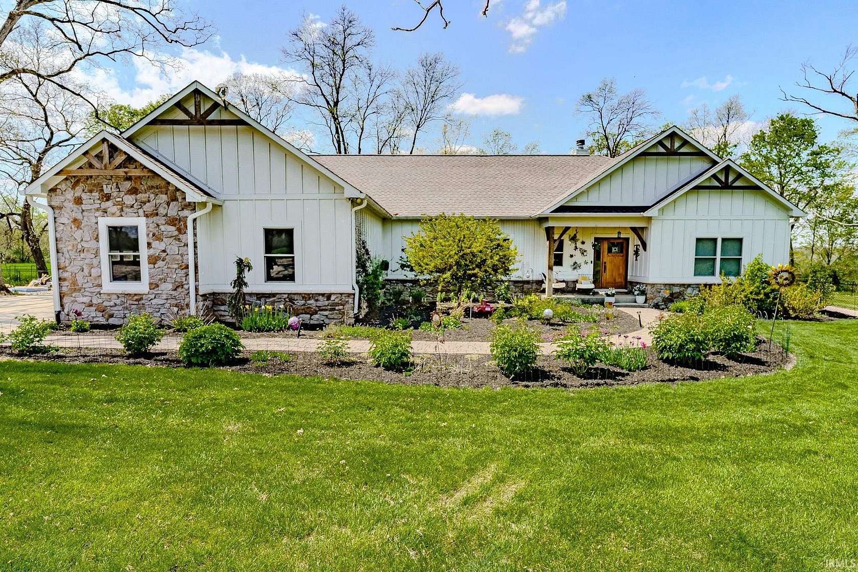 17.8 Acres of Land with Home for Sale in West Point, Indiana