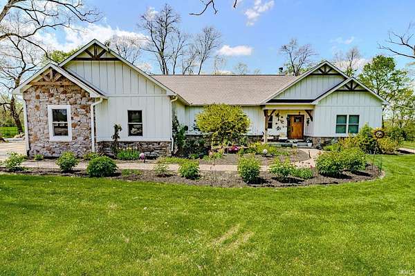 17.8 Acres of Land with Home for Sale in West Point, Indiana