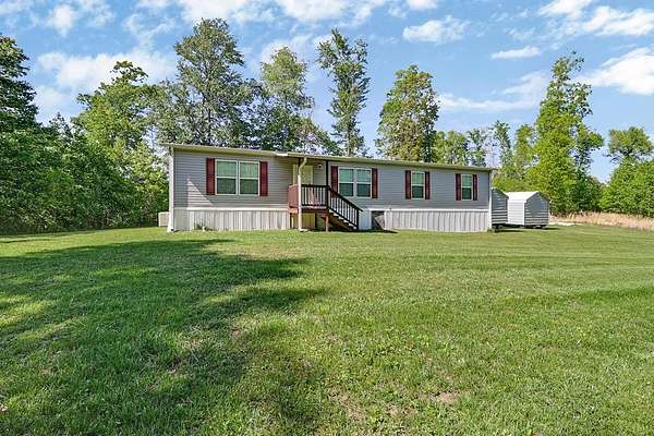 18 Acres of Land with Home for Sale in Crossville, Tennessee