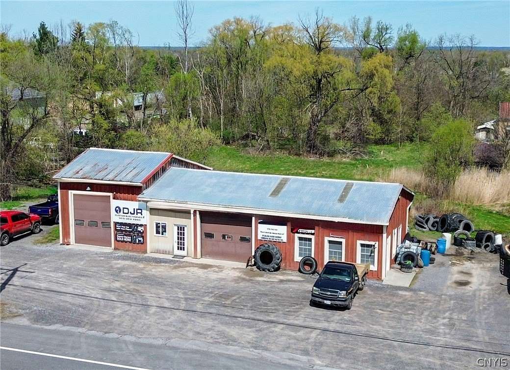 2 Acres of Improved Commercial Land for Sale in Canastota, New York