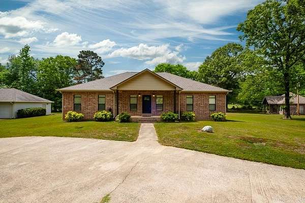 5.28 Acres of Land with Home for Sale in Benton, Arkansas