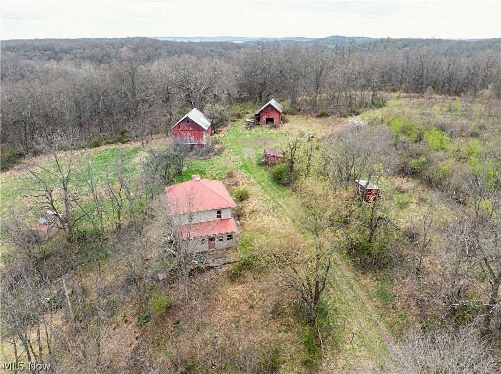 22.3 Acres of Recreational & Residential Land for Auction in Frazeysburg, Ohio