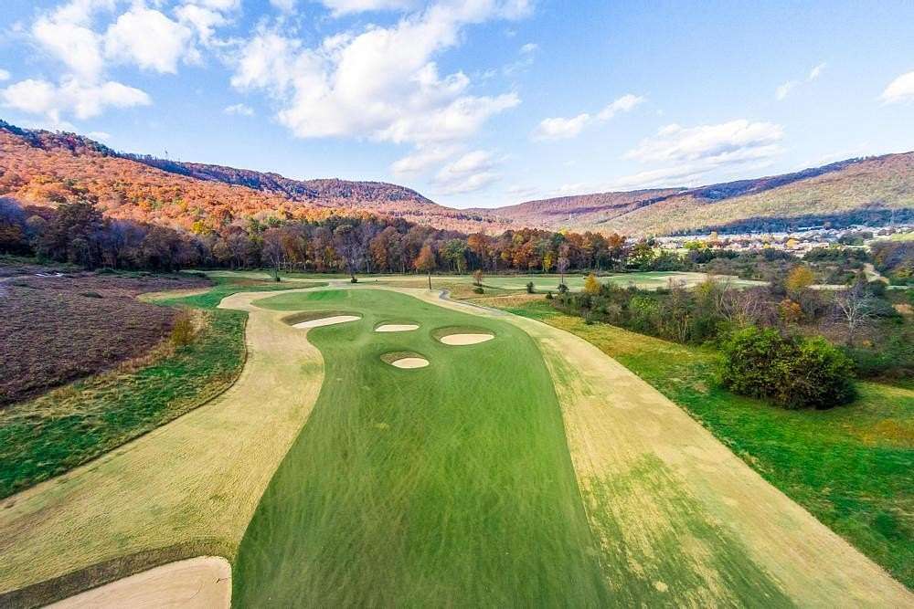 1.5 Acres of Residential Land for Sale in Chattanooga, Tennessee