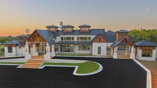 3 Acres of Improved Mixed-Use Land for Sale in Johnson City, Texas