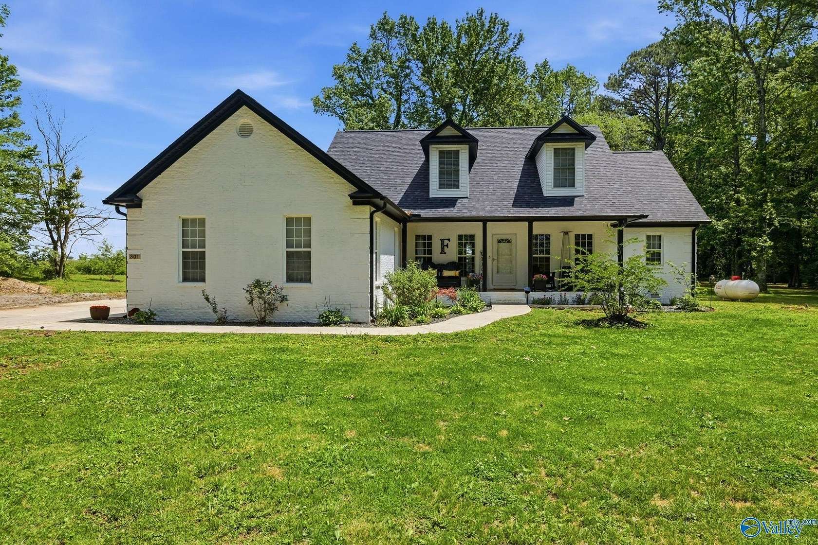3 Acres of Land with Home for Sale in Toney, Alabama