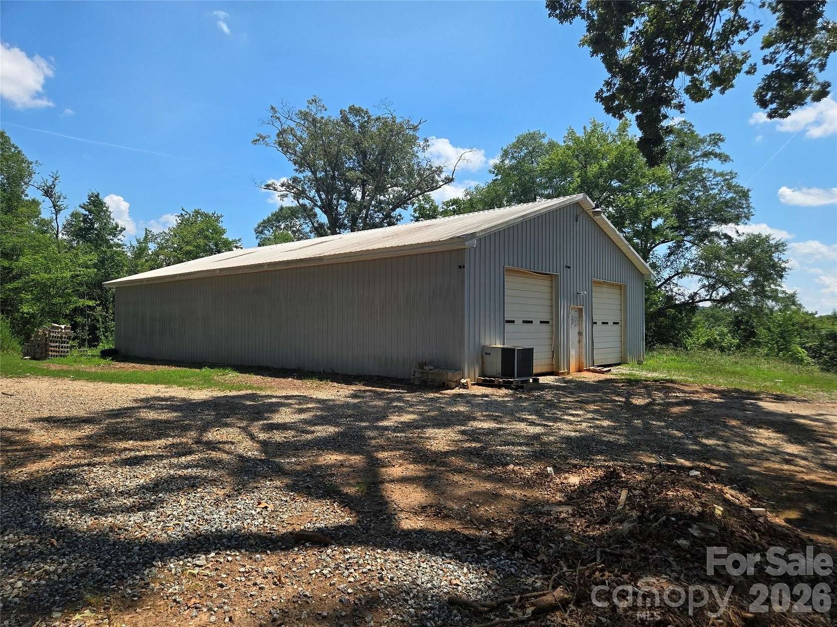 5 Acres of Land with Home for Auction in Blacksburg, South Carolina