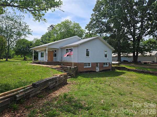 5 Acres of Land with Home for Sale in Blacksburg, South Carolina