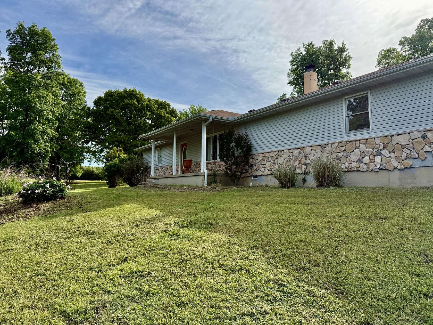 10 Acres of Land with Home for Sale in Wasola, Missouri