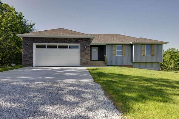 3 Acres of Land with Home for Sale in Springfield, Missouri